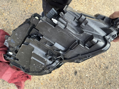 Volvo S90 V90 2020-2025 Links Voll-LED Active Scheinwerfer 32342466 Scheibe gerissen