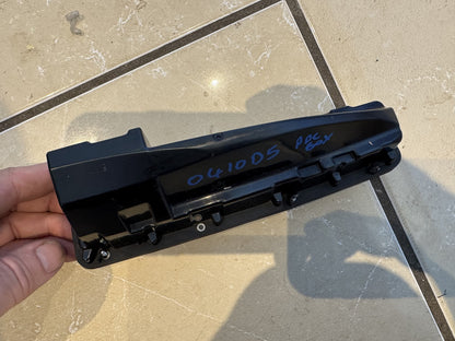 Range Rover Sport dal L461 2022 in poi Base Antenna Tetto M8E2-18D862-CA Senza Copertura Ricambi