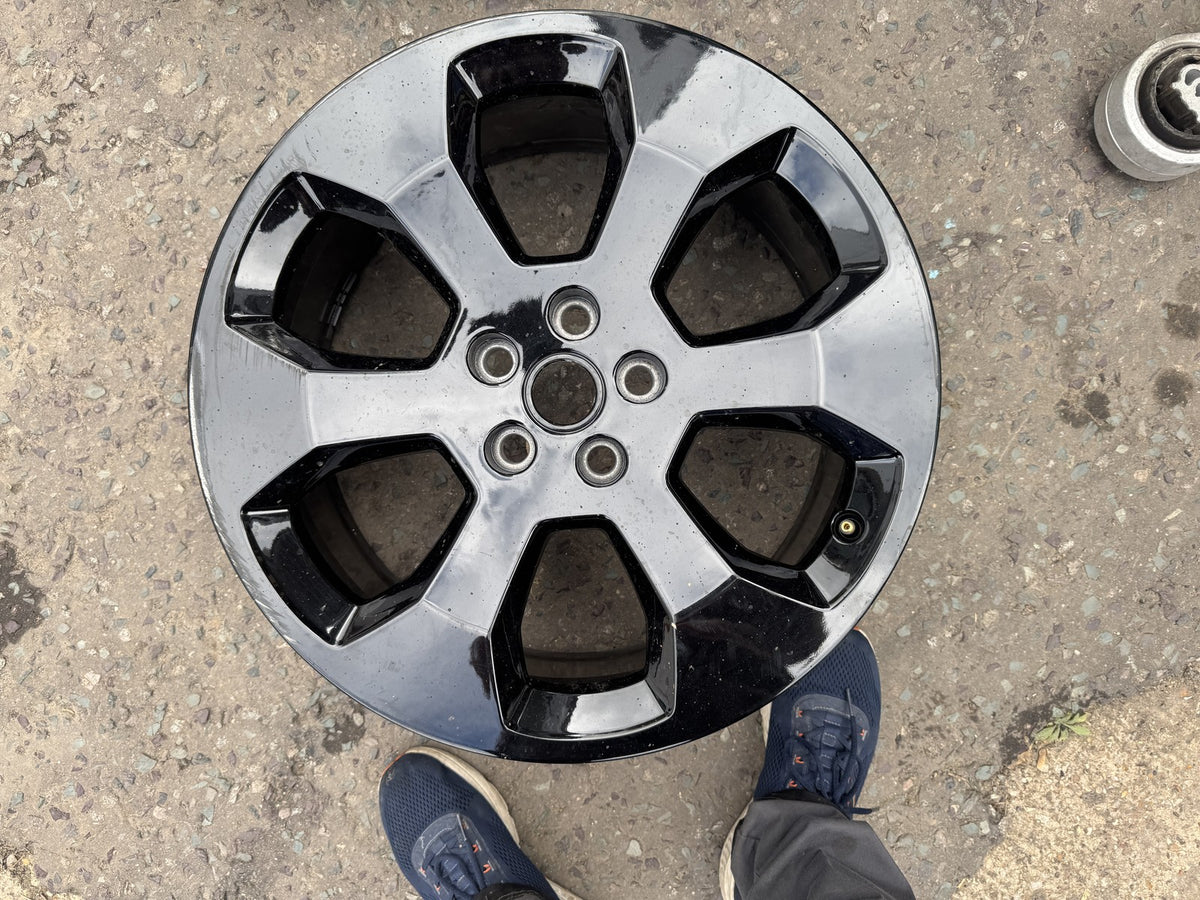 Land Rover Defender L663 20in Gloss Black Alloy Wheel Scratched L8B2-1007-FA