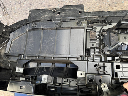 BMW i5 G60 G61 2024 On Front Grille with Active Air Flap Shutter 5A1D079 Damaged