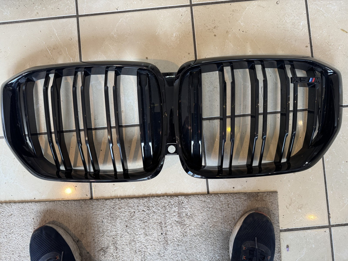 BMW X5 M F95 2020-2023 Front Kidney Grille Gloss Black 51138746966 Genuine