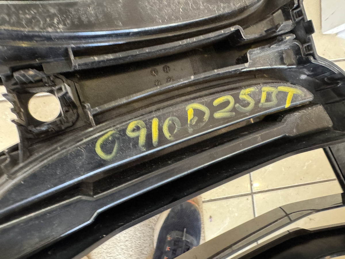 BMW X5 M F95 2020-2023 Front Kidney Grille Gloss Black 51138746966 Genuine