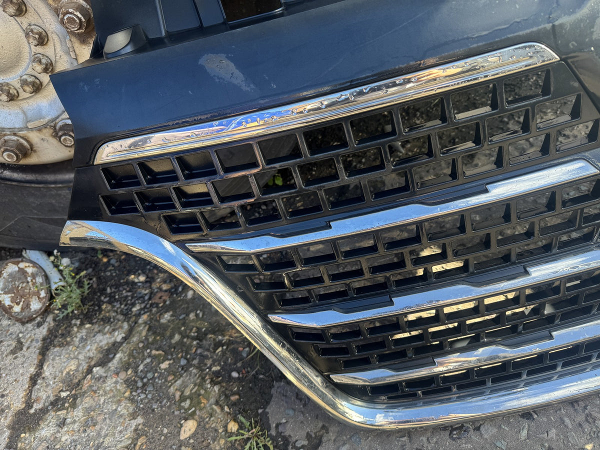 Renault Master Mk3 Facelift 2019-2024 Front Grille Complete Chrome 623109004R
