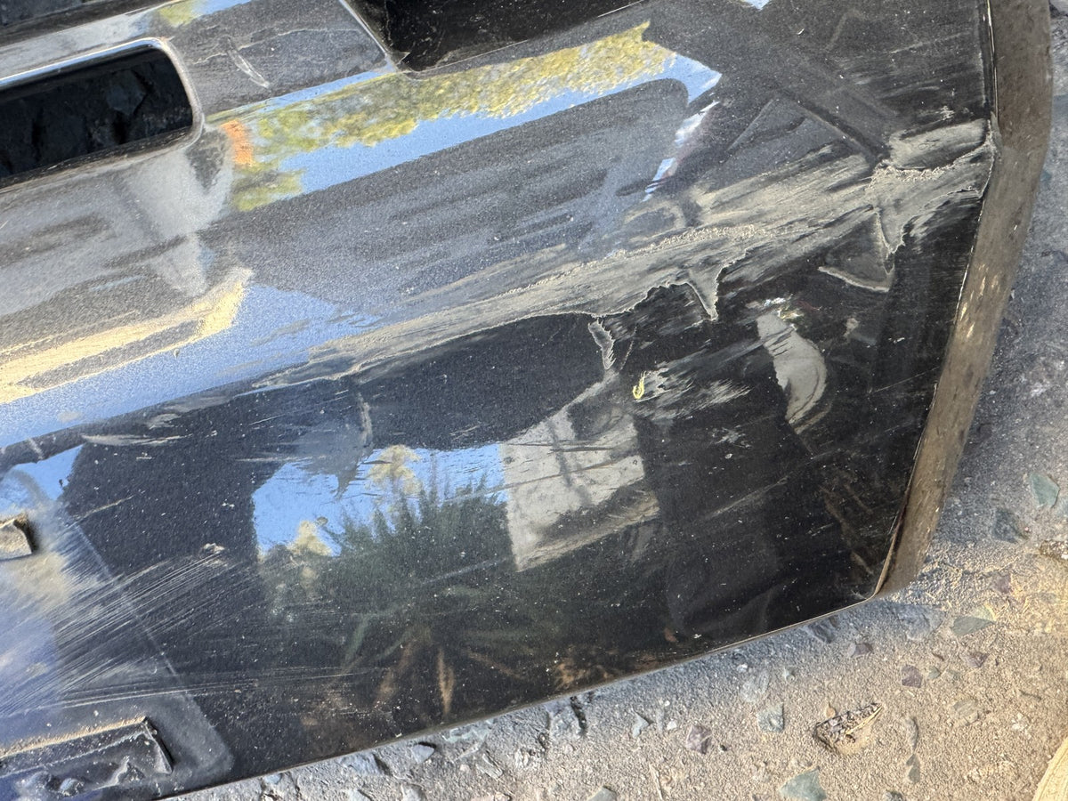Ford Ranger 2019-2023 Wildtrak Front Grille JB3B-8350-B Scratched Needs Repair