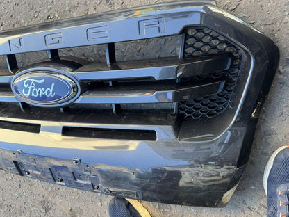 Ford Ranger 2019-2023 Wildtrak Front Grille JB3B-8350-B Scratched Needs Repair