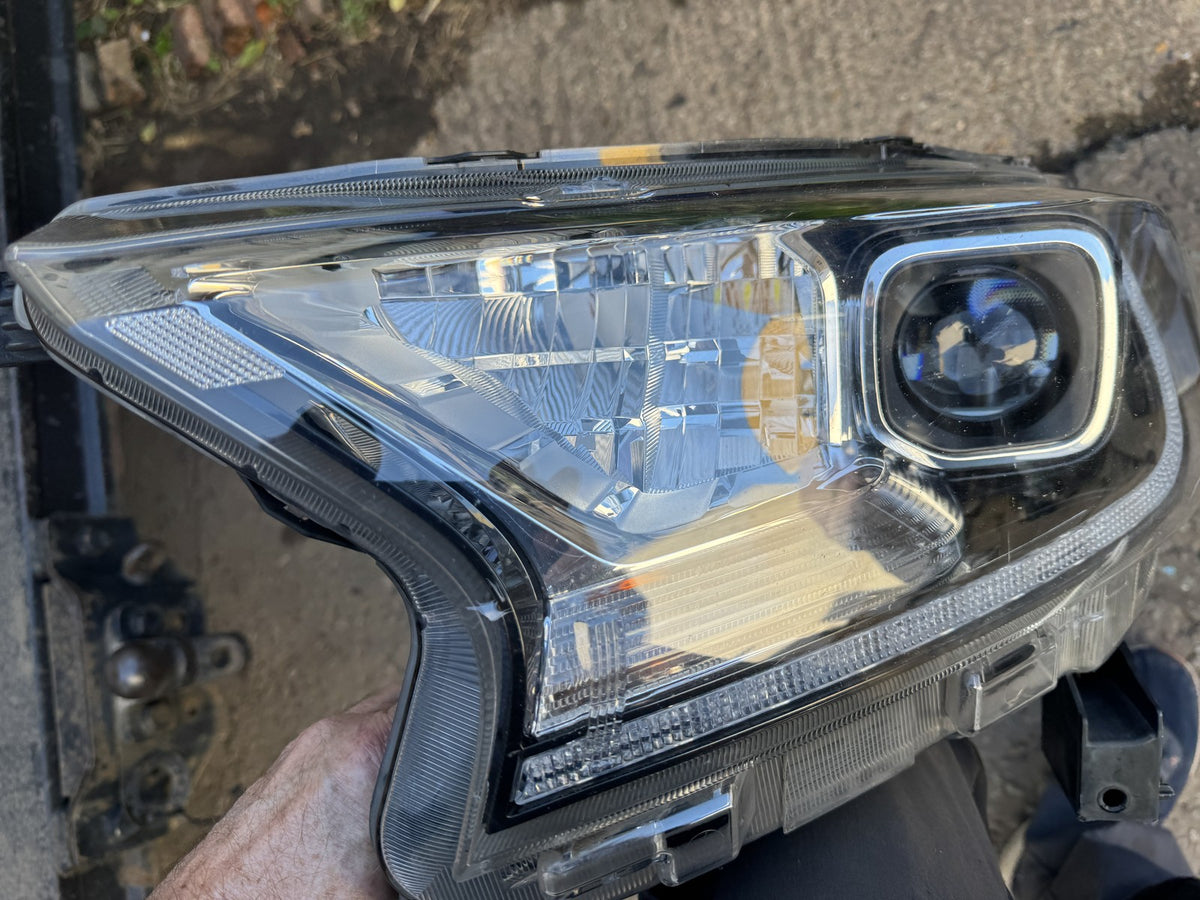 Ford Ranger 2019-2023 Left Headlight Halogen JB3B-13E015 UK Spec Genuine