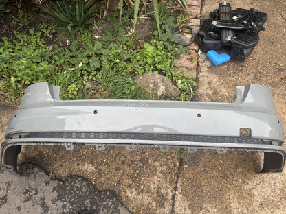 Audi A4 S4 B9 S Line Saloon กันชนหลัง PDC 8W5807511J 2016-2019 มีรอยขีดข่วน