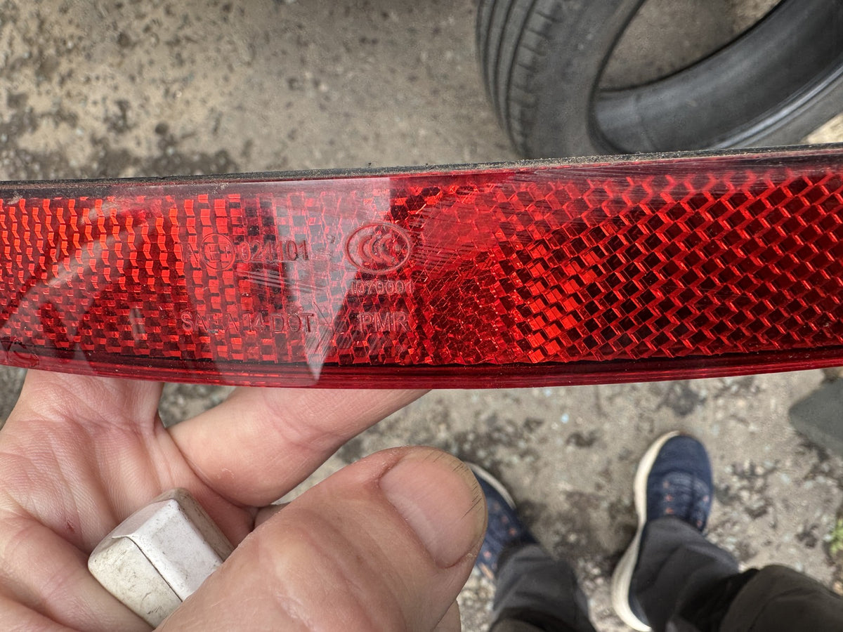 Audi A4 S4 B9 8W Rear Bumper Reflector Left-Hand Side 8W0945105D 2016-2024
