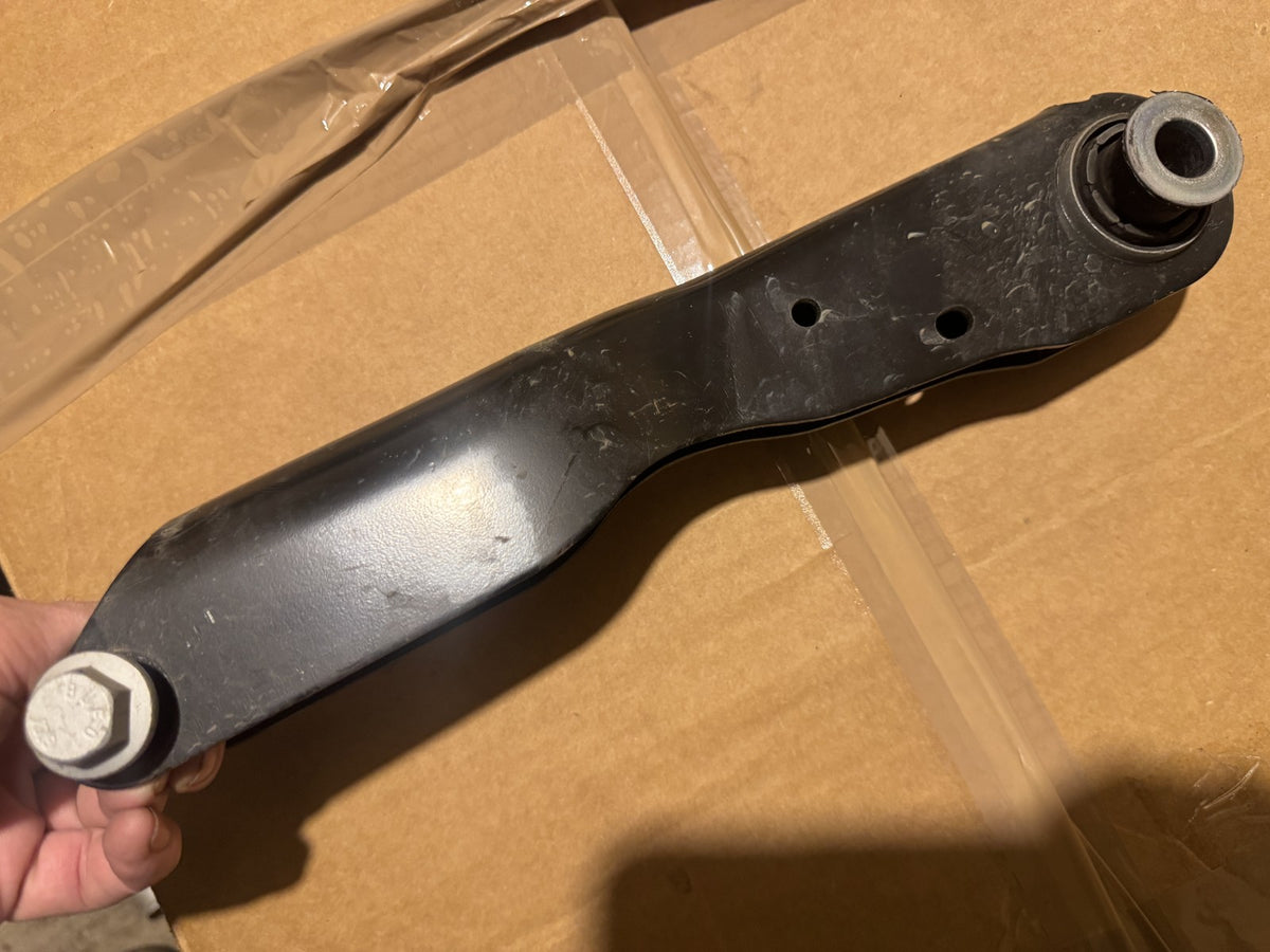 2026 Land Rover Rear Lower Arm Right CPLA-5K898-AH LR163128 L462 L405 L494