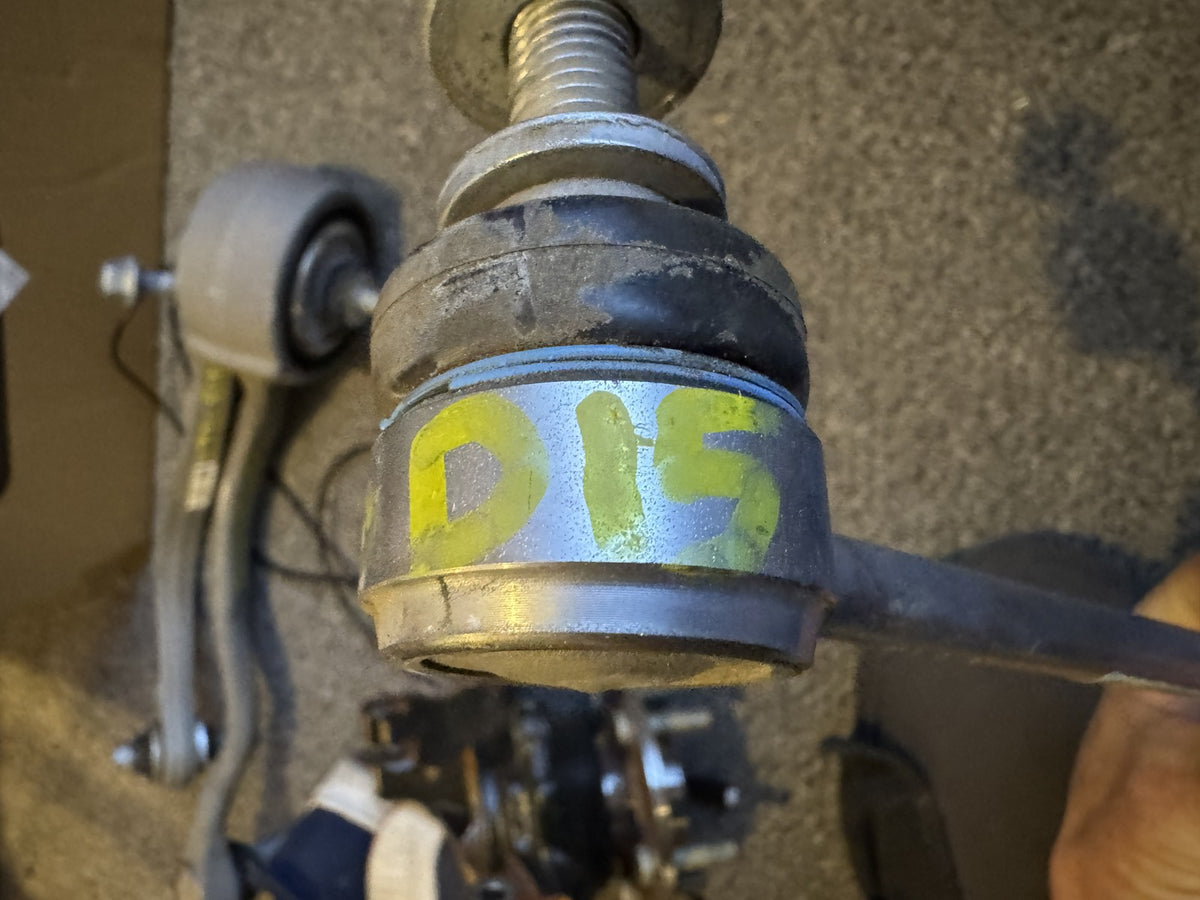 2026 Land Rover Front Anti Roll Bar Drop Link CPLA-3B439-AA Discovery L405 L494