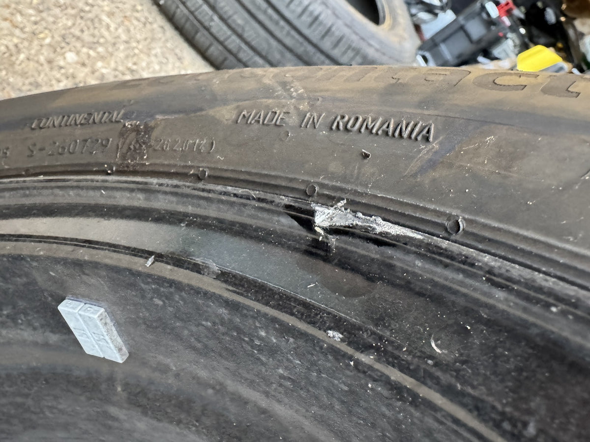 Ford Puma 18 Alloy Wheel R1TC-1007-E1A 7J Continental 215/50 R18 Tyre Scratched