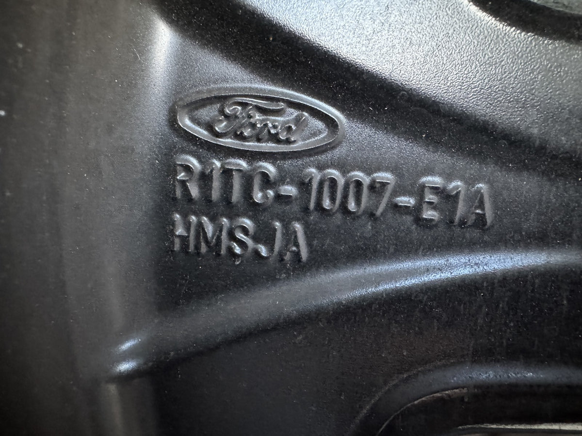 Ford Puma 18 Alloy Wheel R1TC-1007-E1A 7J Continental 215/50 R18 Tyre Scratched
