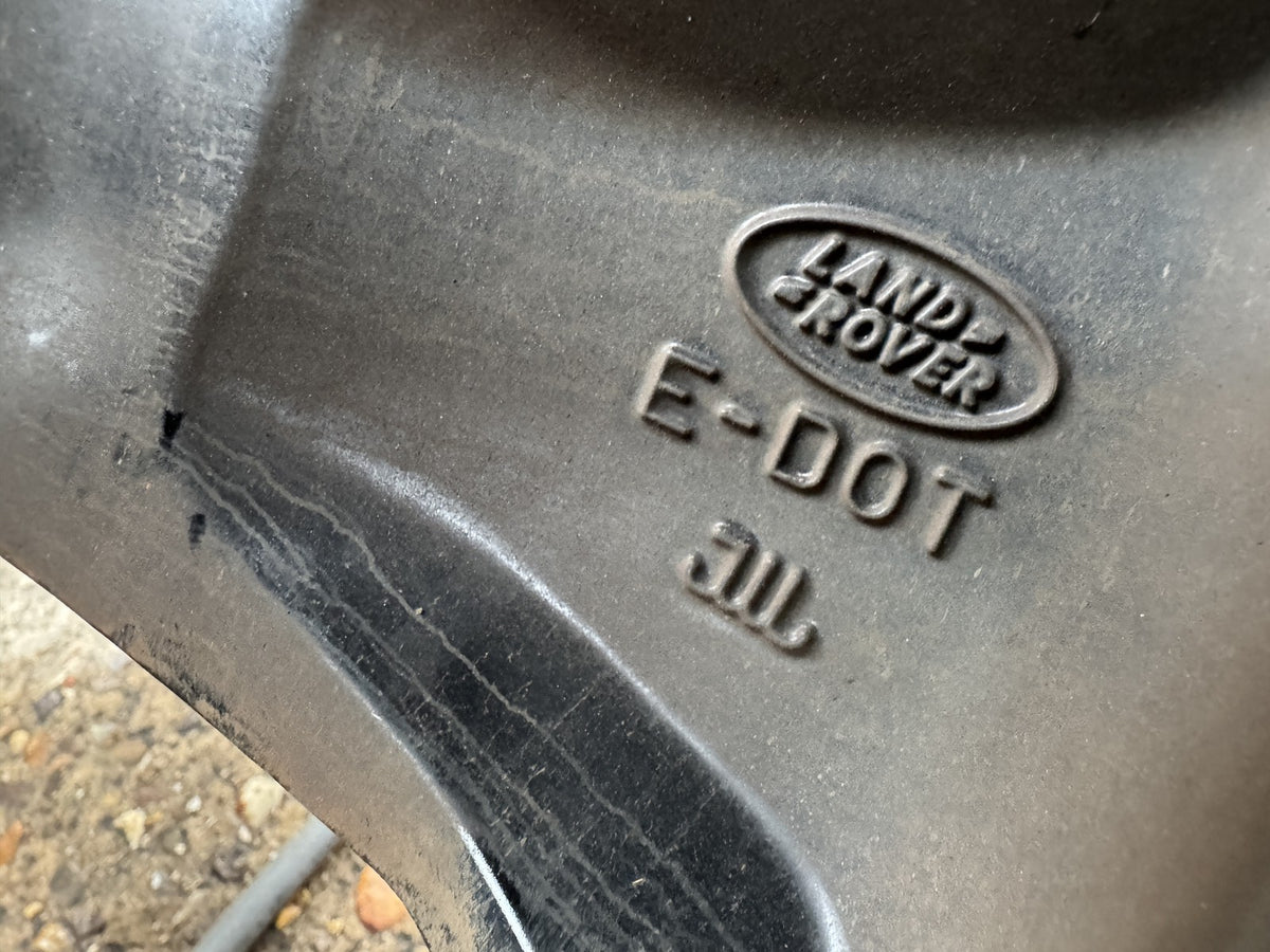 Land Rover Defender L663 20 6011 Gloss Black Alloy Wheel L8B2-1007-FA Scratched