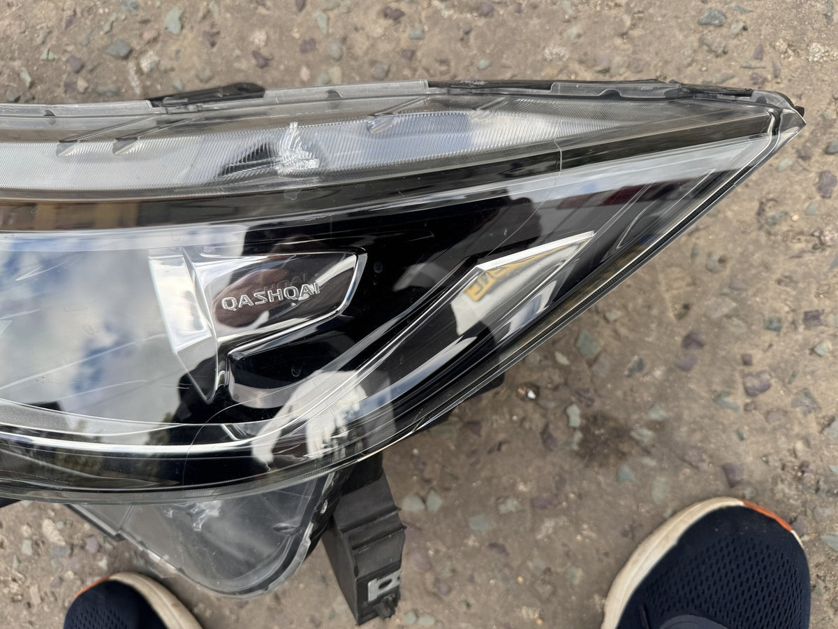 Nissan Qashqai J11 2017-2021 Left Halogen Headlight 100-19010 Broken Lug