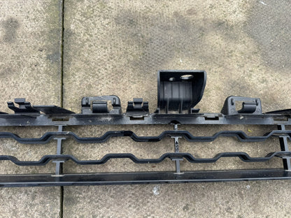 BMW X6 F16 M Sport Front Bumper Upper Centre Grille 51118056520 Genuine