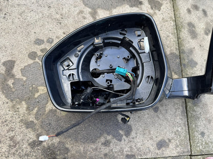 レンジローバー ヴェラール L560 左ドアミラー + カメラ M8A2-17683-DAB 部品取り（Spares）