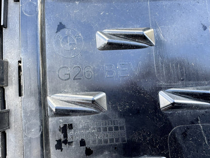 BMW i4 G26 2021-2024 Gril Kidney Hadapan 51139463249 8738563 Alat Ganti