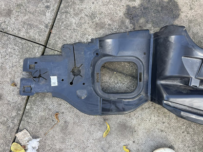 BMW X5 G05 Πάνω Αγωγός Αέρα Ψυγείου 51747421675 Γνήσιο
