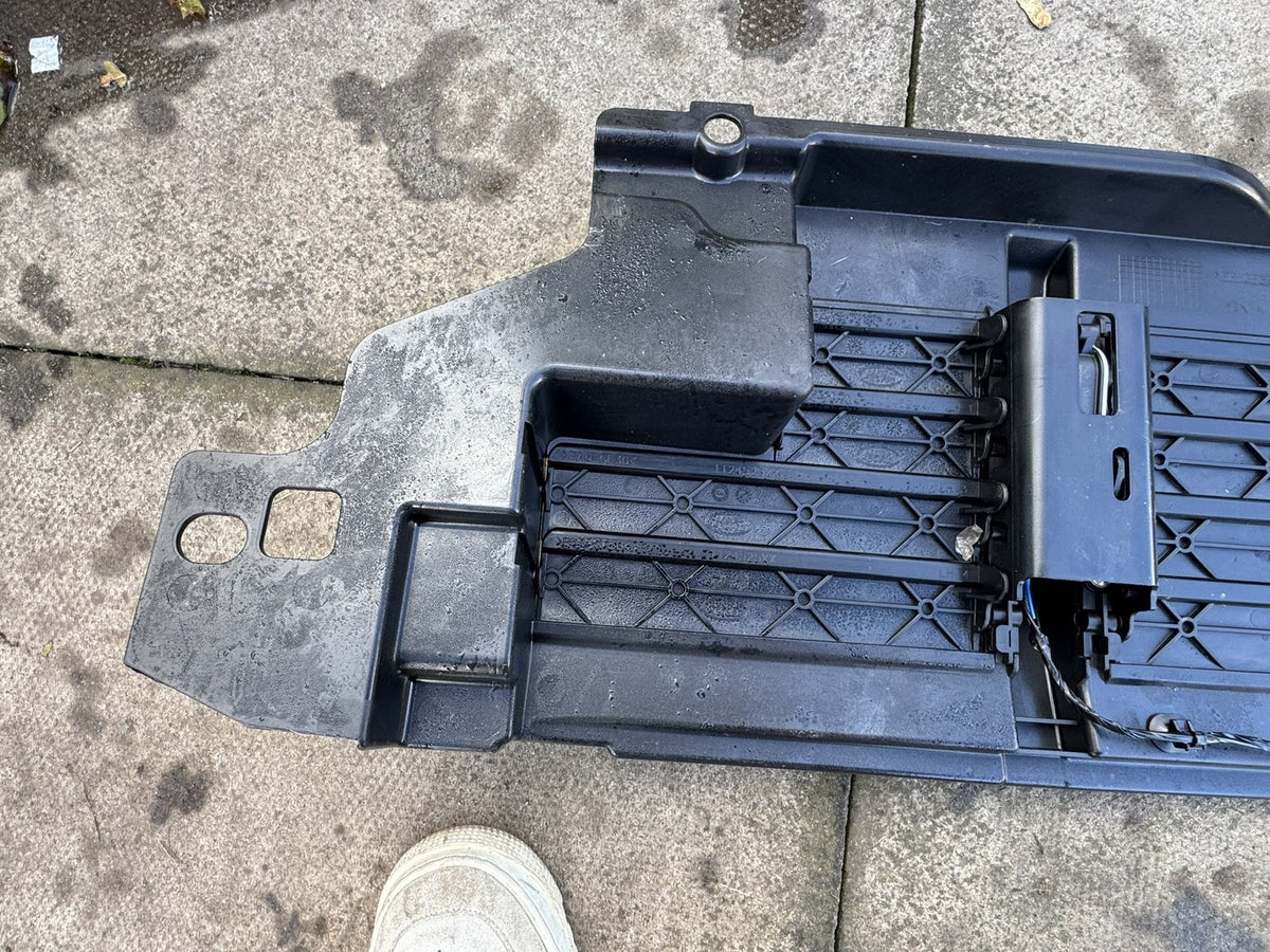 Land Rover Discovery 5 L462 Obturador Activo de Rejilla + Actuador HY32-8475-A