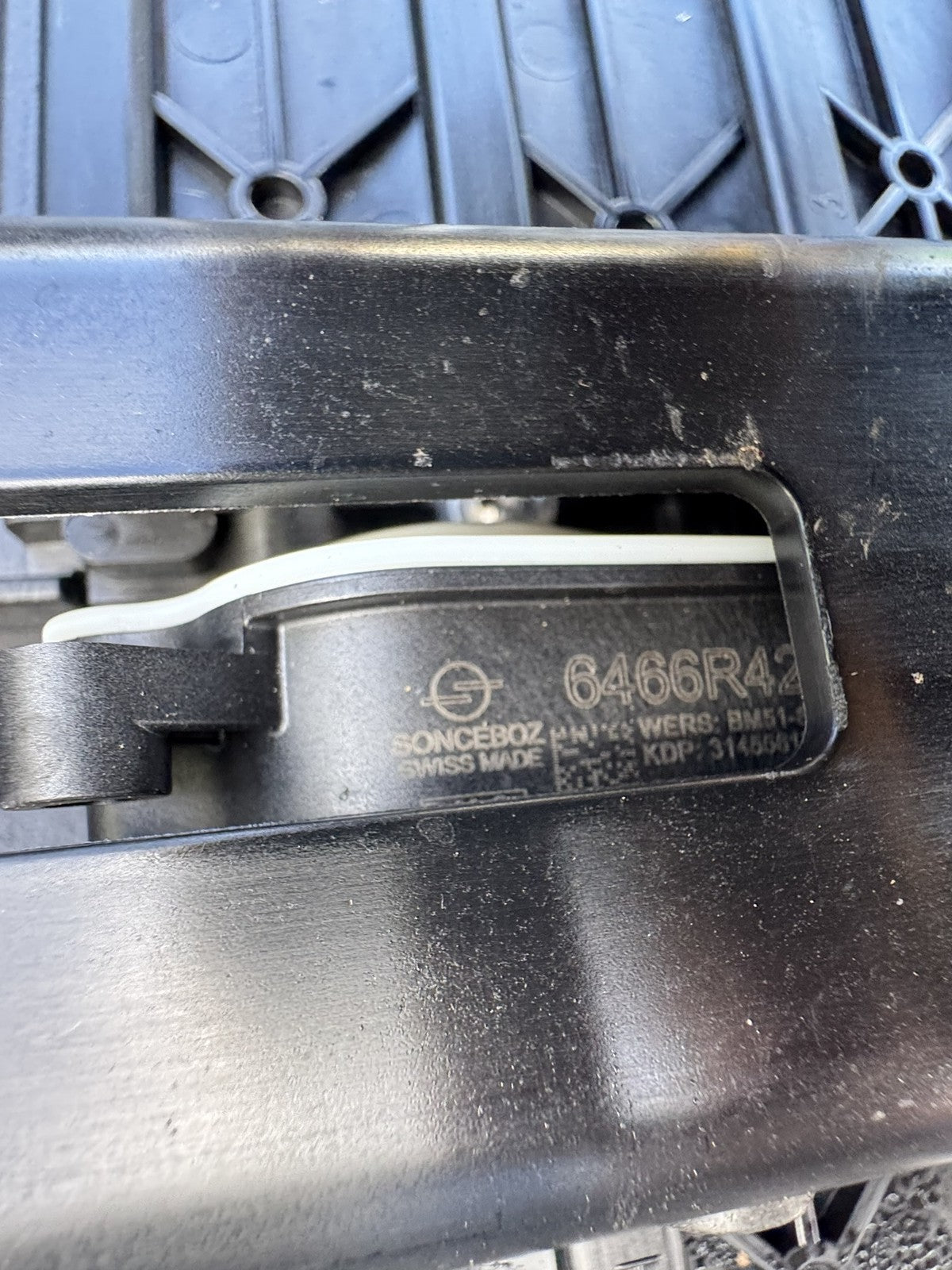 Land Rover Discovery 5 L462 Obturador Activo de Rejilla + Actuador HY32-8475-A