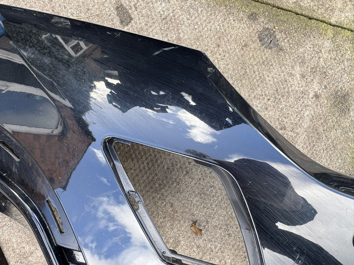 BMW 5 Серия G60 G61 M Sport предна броня централна решетка лайсна 51115A36022