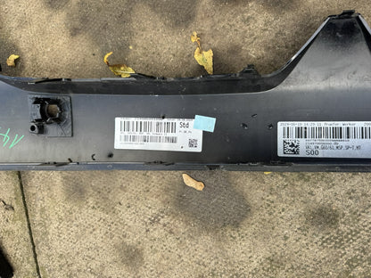 BMW 5 Серия G60 G61 M Sport предна броня централна решетка лайсна 51115A36022