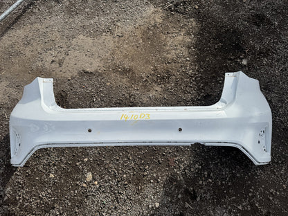 2025 Ford Focus Mk4 Bicorps Pare-chocs arrière PDC Blanc JX7B-17906-A1W Bosselé