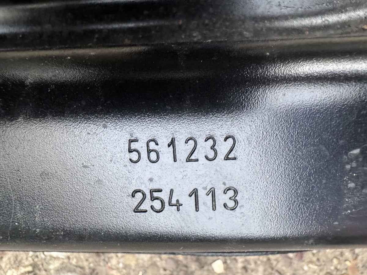 Audi A3 8Y 2020-2026 Hátsó Lökhárító Merevítő Ütközéselnyelő 561840-1