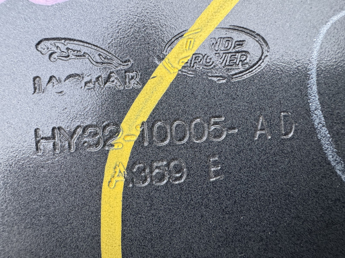 Land Rover Discovery 5 L462 első lökhárító merevítő ütközéselnyelő HY32-10005-AD