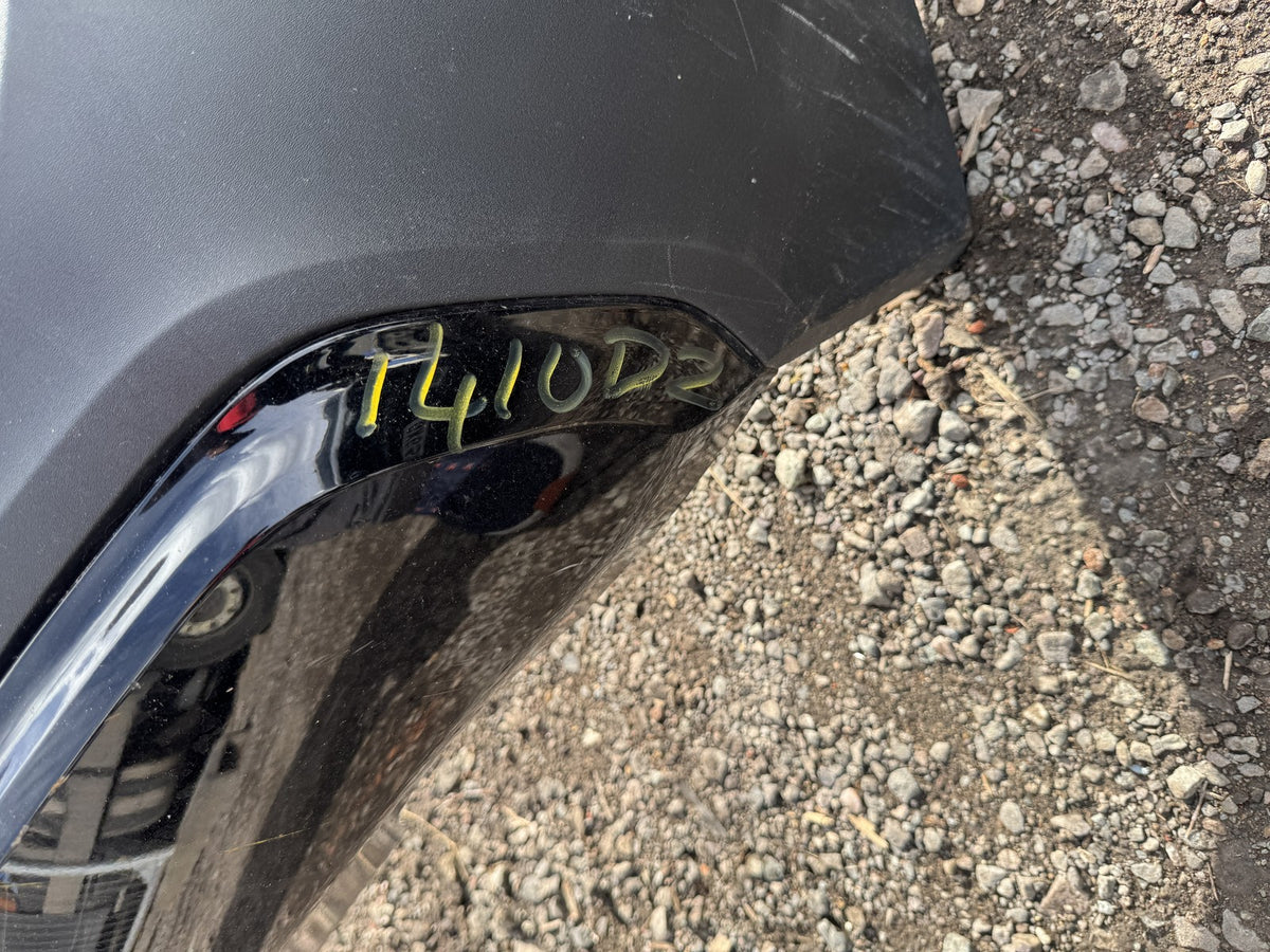Volvo XC40 2018-2026 リアバンパーロアセクション + ディフューザー PDC 31449333 傷あり