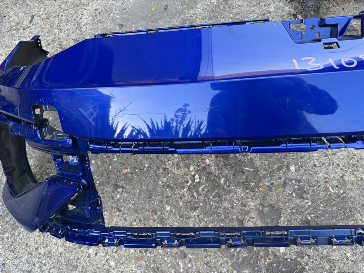 VW Golf R Mk8 2021-2023 Предна Броня Синя 5H0807221E Надраскана Огъната