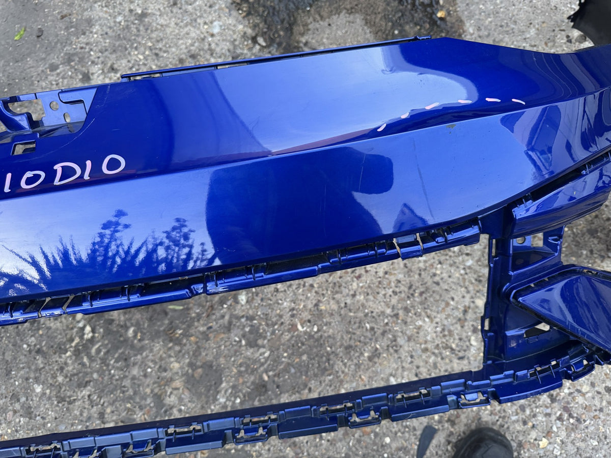 VW Golf R Mk8 2021-2023 Предна Броня Синя 5H0807221E Надраскана Огъната