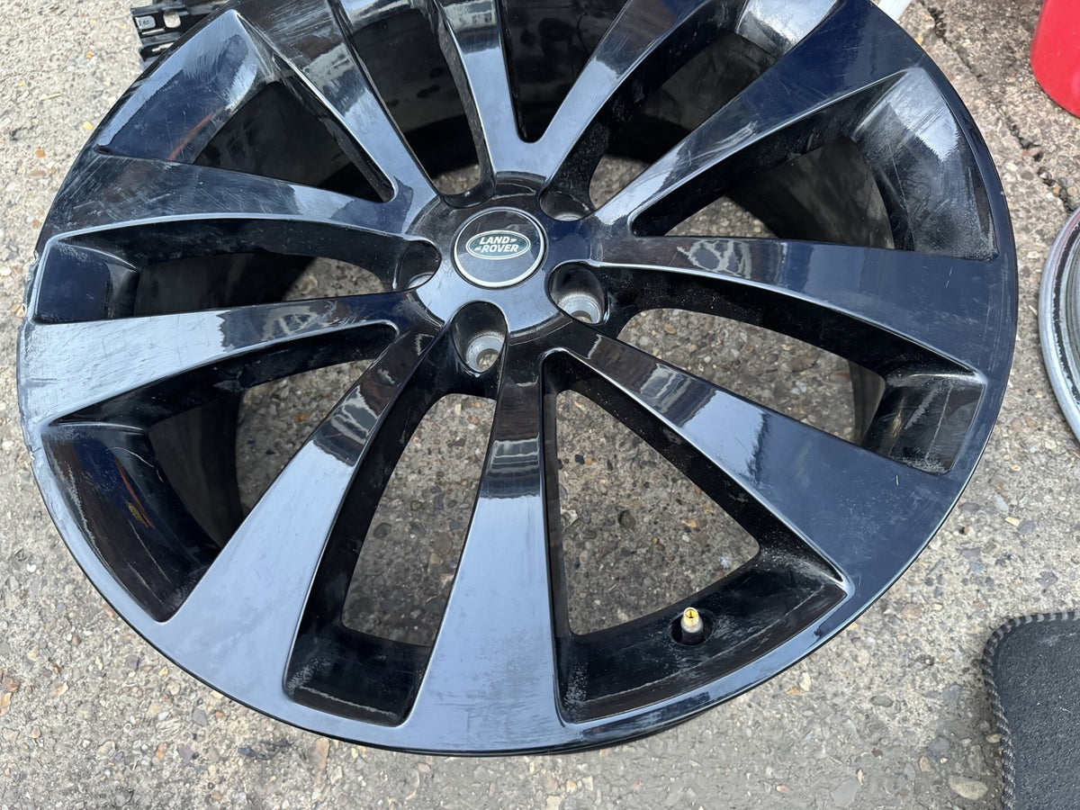 Range Rover Sport L461 23in Wheel Black Style 5135 N9X2-1007-HB Buckled