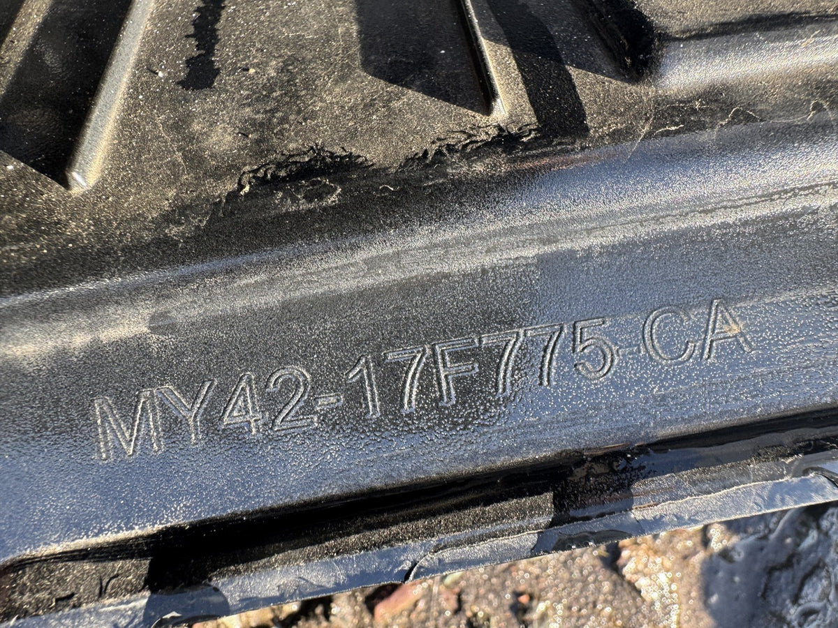 2026 Discovery 5 L462 R-Dynamic Εμπρός Προφυλακτήρας Πάνω + Κάτω PDC MY42-17F775-CA