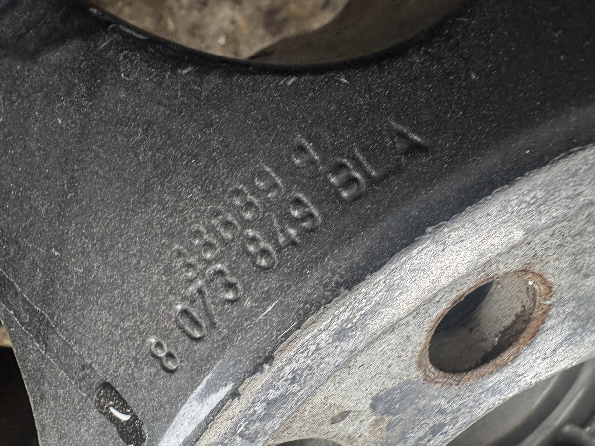 BMW M5 F90 M8 Alufelge vorne 20 Zoll 9.5J ET28 8073849 Bordsteinschaden Schlag