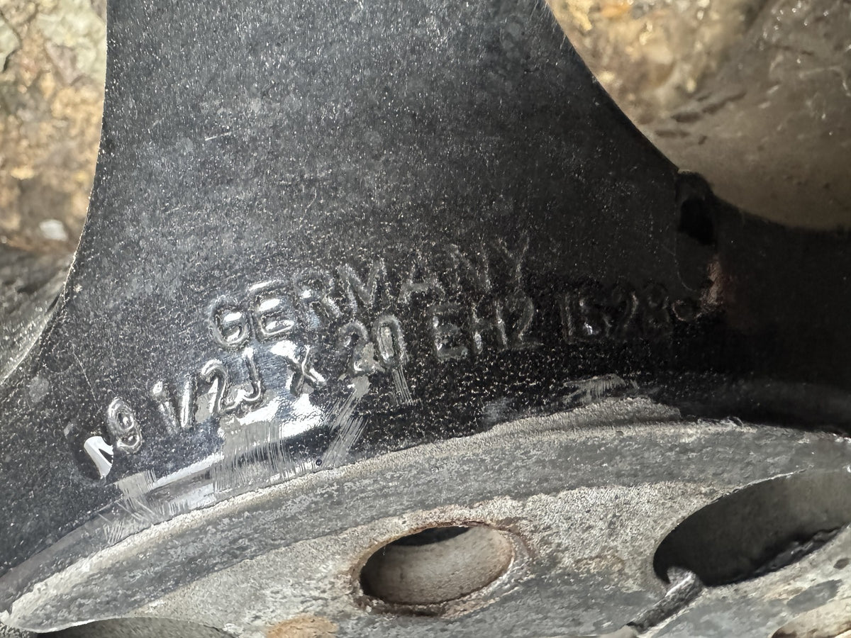 BMW M5 F90 M8 Alufelge vorne 20 Zoll 9.5J ET28 8073849 Bordsteinschaden Schlag