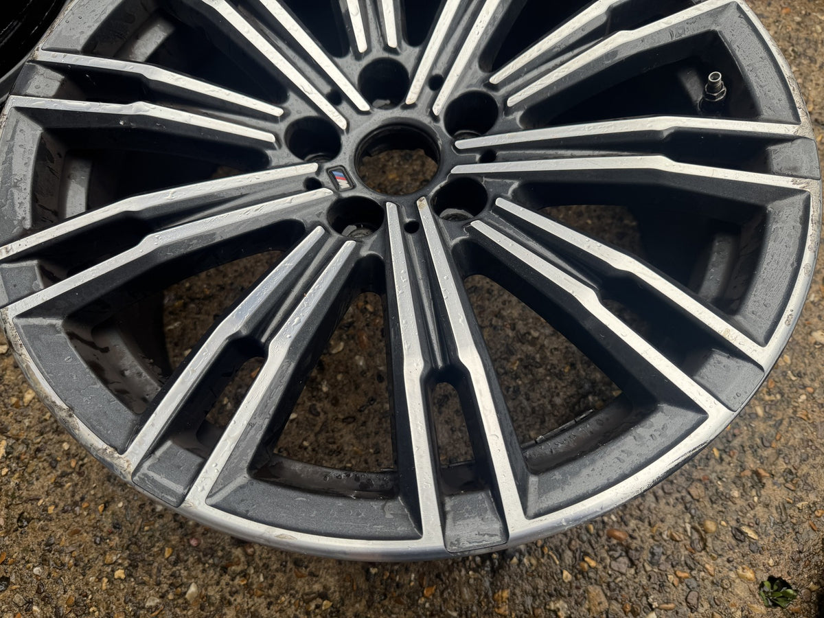 BMW 3 Series G20 G21 Rim Aloi Depan 18 Inci 790M 7.5J ET25 8089890 Kesan Geseran Pembahagi Jalan