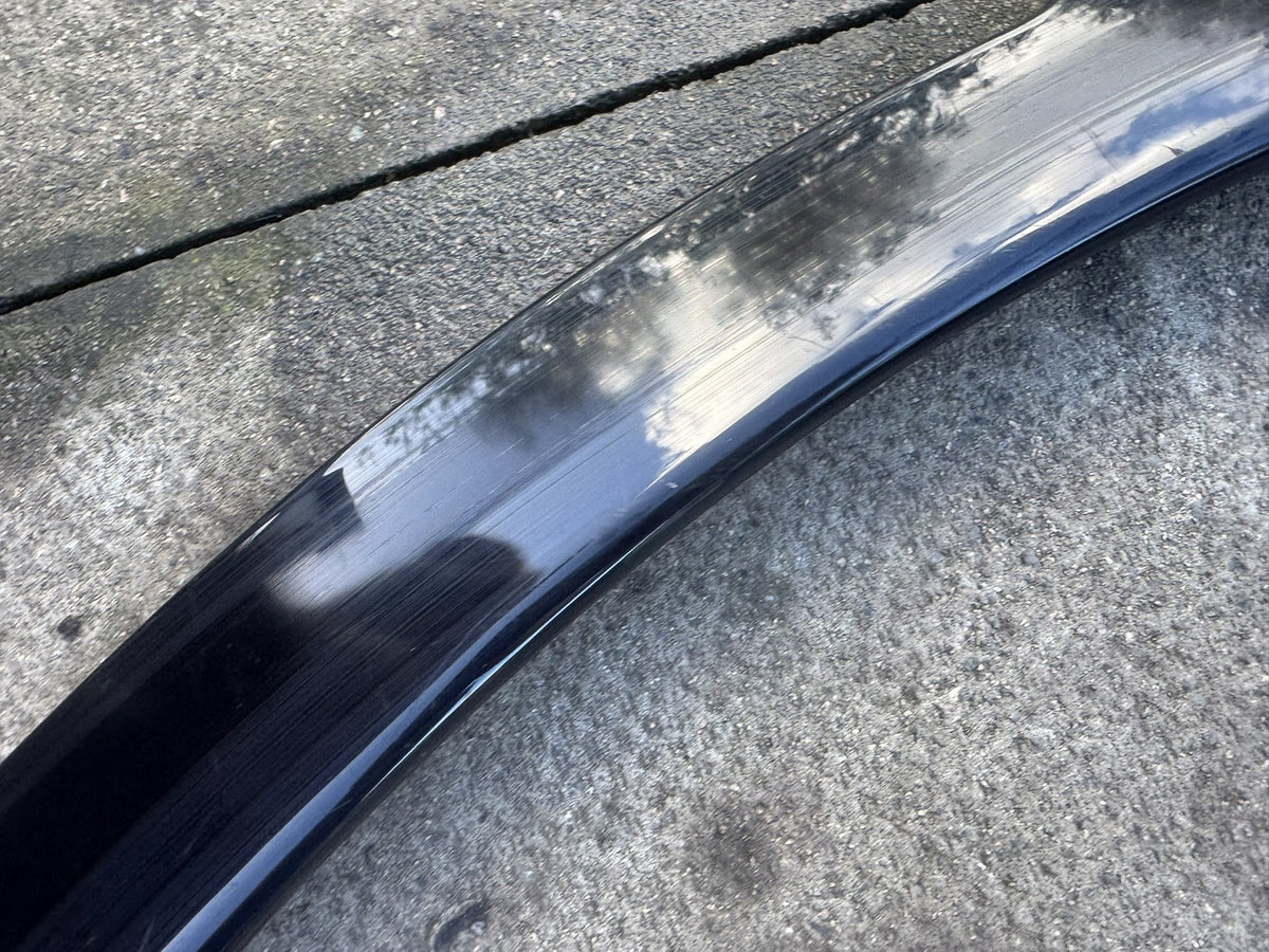Land Rover Discovery 5 L462 Front Left Wheel Arch Trim HY3M-16A075-AC No PDC