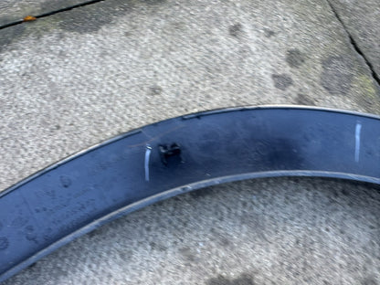 Land Rover Defender L663 Front Right Wheel Arch Trim Black L8B2-16A074-BB