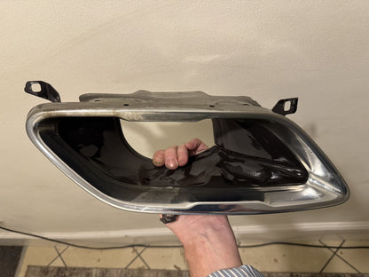 BMW 8 Series G14 G15 G16 Trim Paip Ekzos Kanan Krom 8075254 Tulen