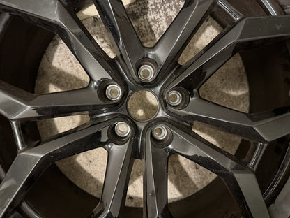 Lotus Eletre 23in Front Alloy Wheel 9Jx23 ET33 8894806832BB3 Scratched