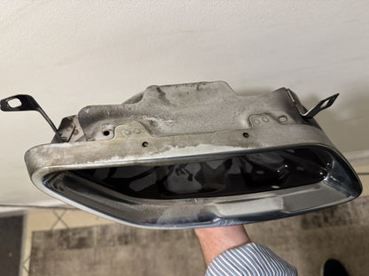 BMW 8 Series G14 G15 G16 Trim Paip Ekzos Kanan Krom 8075254 Tulen