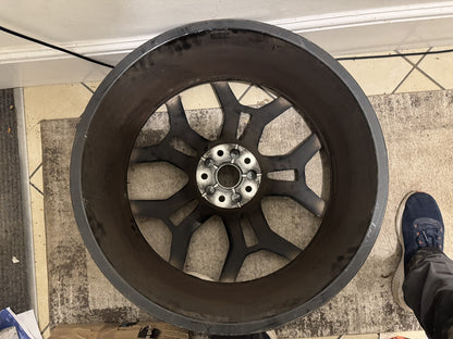 Lotus Eletre 23in Front Alloy Wheel 9Jx23 ET33 8894806832BB3 Scratched