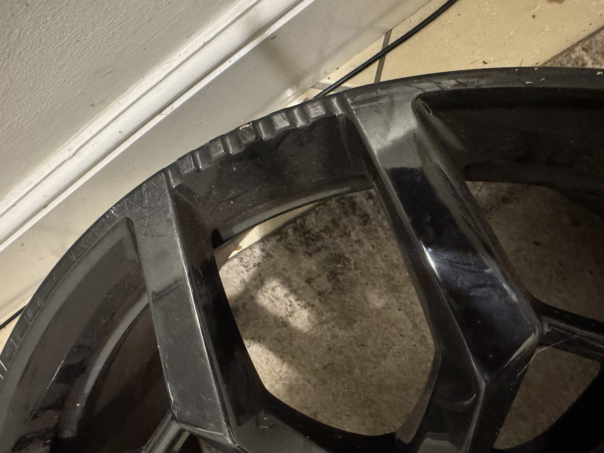 Lotus Eletre 23in Rear Alloy Wheel 11Jx23 ET48 8894806839BB3 Kerbed Needs Refurb