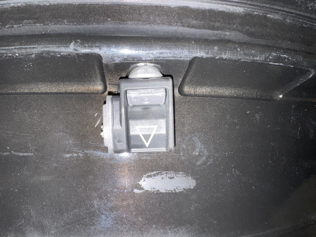 Lotus Eletre 23in Rear Alloy Wheel 11Jx23 ET48 8894806839BB3 Kerbed Needs Refurb
