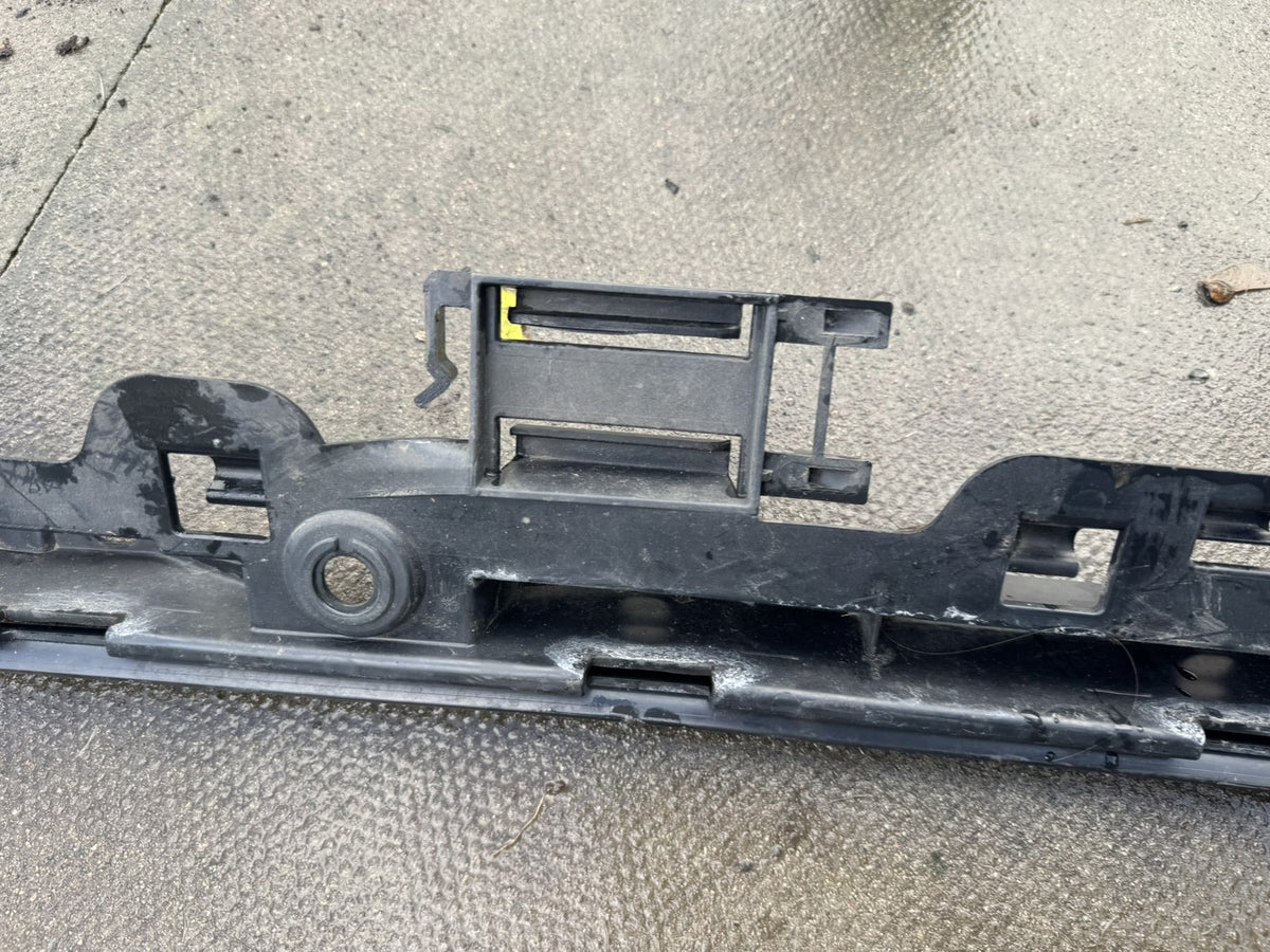 Staffa paraurti posteriore centrale BMW Serie 3 E93 Cabrio 2008-2013 7161457