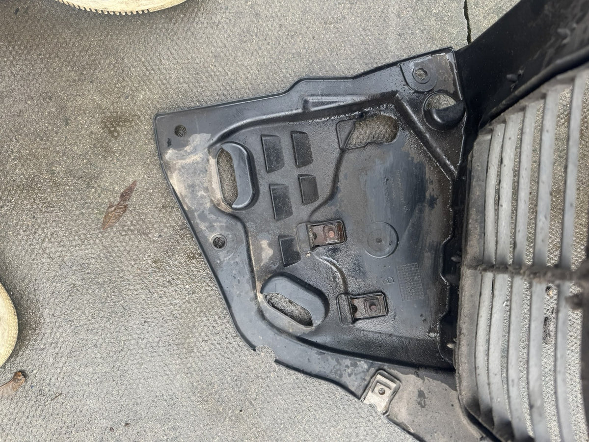 Honda Civic MK10 2017-2021 Passaruota Anteriore Sinistro 74151-TGGA-A0