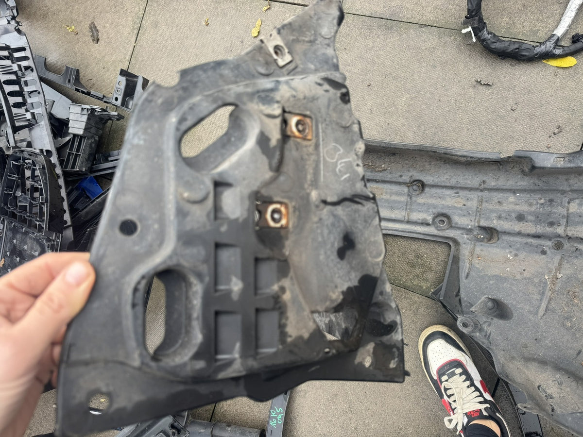 Honda Civic MK10 2017-2021 Passaruota Anteriore Sinistro 74151-TGGA-A0