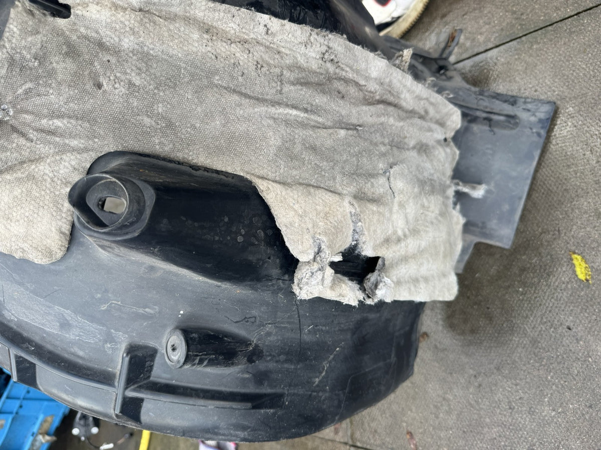 Peugeot 308 MK2 2015-2021 Passaruota Anteriore Sinistro 9819027780