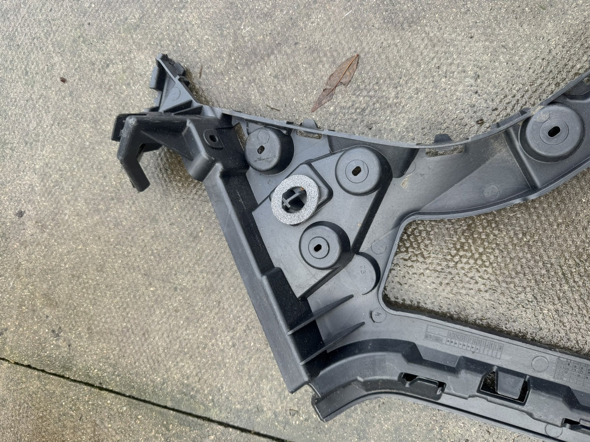 Ford Transit Tourneo Connect 2014-2018 Staffa paraurti posteriore sinistra DT11-17A882-A